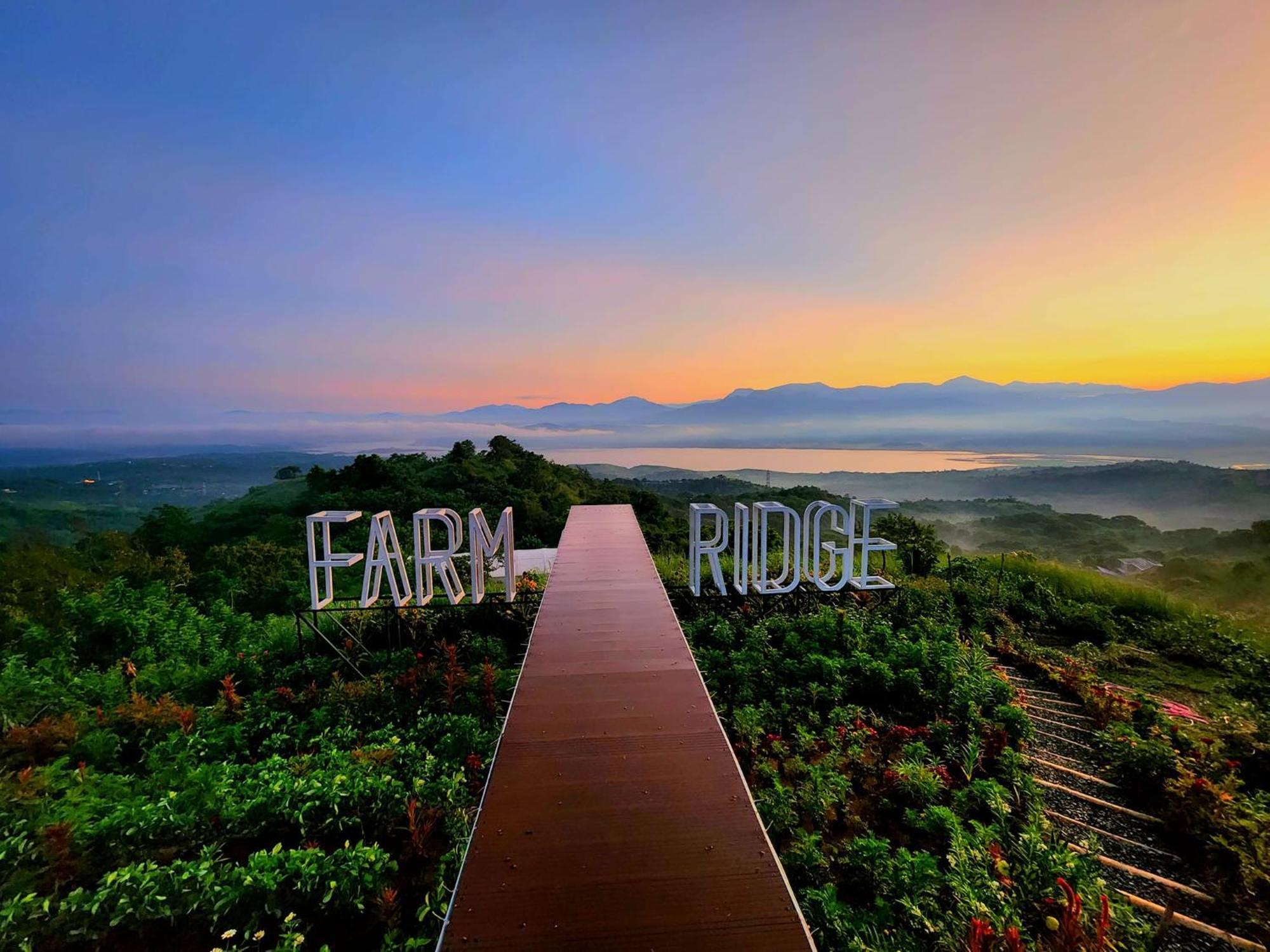 Вилла Farm Ridge By Desmond Farm Sampaloc  Экстерьер фото